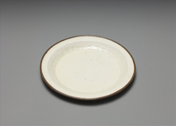 定窯 白瓷印花鴛鴦紋盤