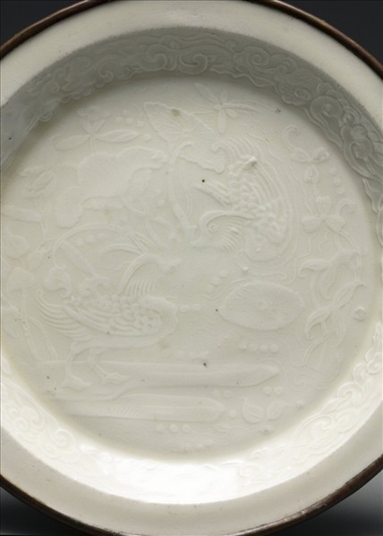 定窯 白瓷印花鴛鴦紋盤