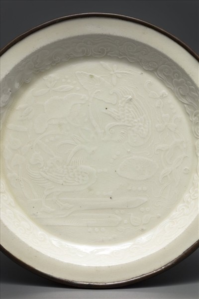 定窯 白瓷印花鴛鴦紋盤