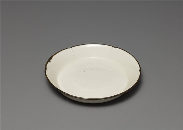 定窯 白瓷葵花式洗