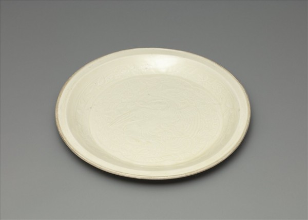 定窯 白瓷印花舞鳳紋盤