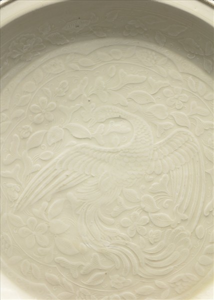 定窯 白瓷印花舞鳳紋盤