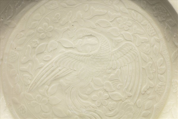 定窯 白瓷印花舞鳳紋盤