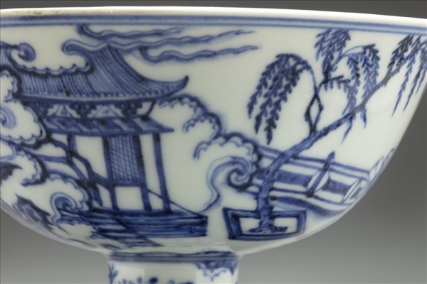 青花〈海棠〉詩意圖高足碗