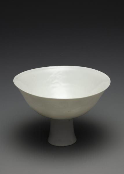 甜白雲龍高足碗