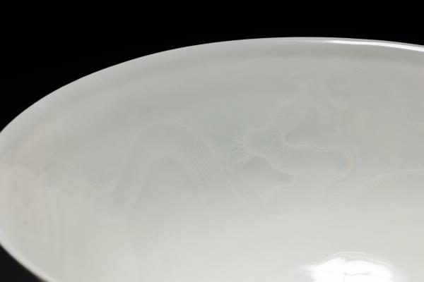 甜白雲龍高足碗