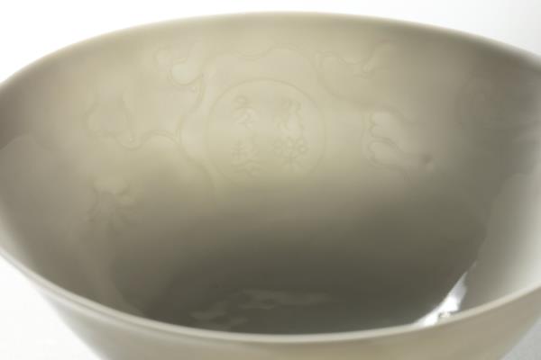 甜白雲龍高足碗