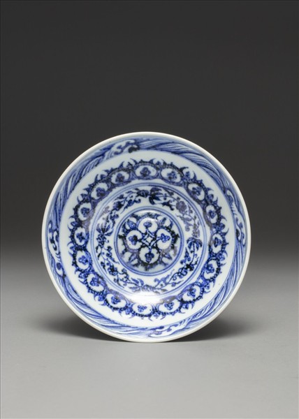 青花波斯文花卉紋碗