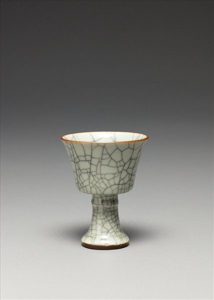 仿哥釉八方高足杯