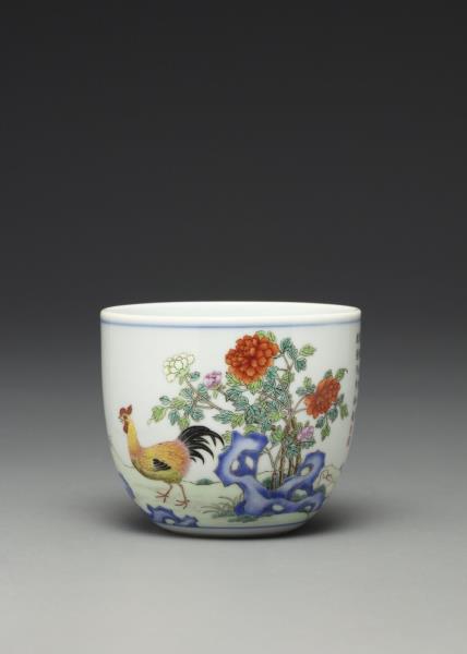 粉彩雞缸杯