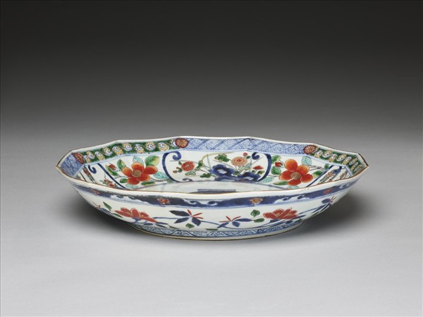 有田窯 五彩花卉紋十二方盤