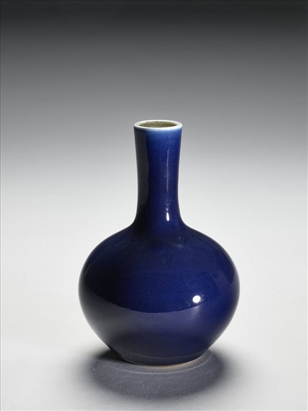 霽青釉瓶