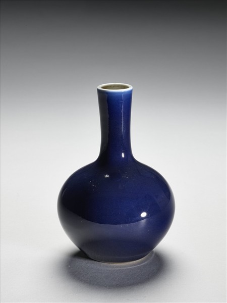 霽青釉瓶