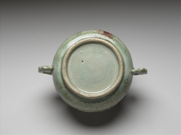 青瓷銅紅斑簋式爐