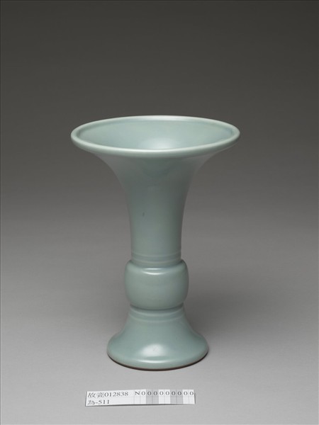 青瓷觚