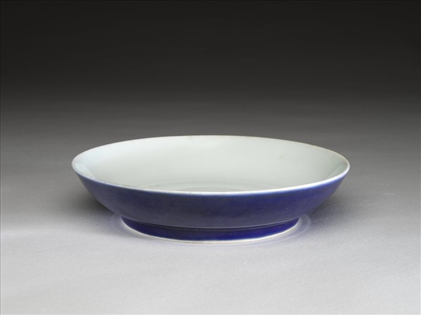 霽青白裡盤