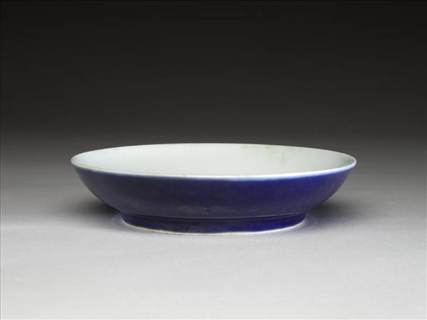 霽青白裡盤
