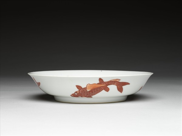 描紅魚紋盤