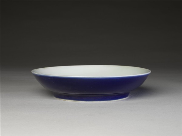 霽青白裡盤