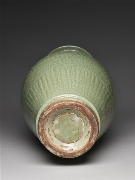 龍泉窯 青瓷刻花花卉紋瓶