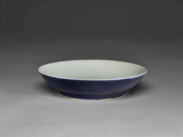 霽青白裡盤