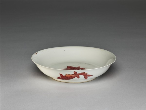 描紅魚紋盤