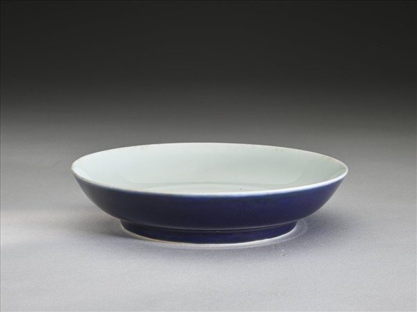 霽青白裡盤