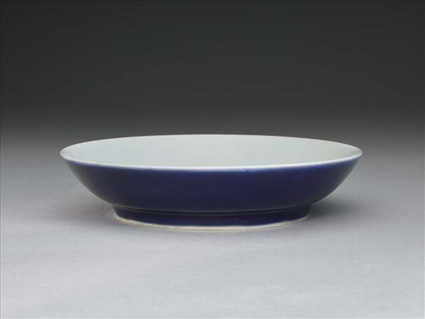 霽青白裡盤