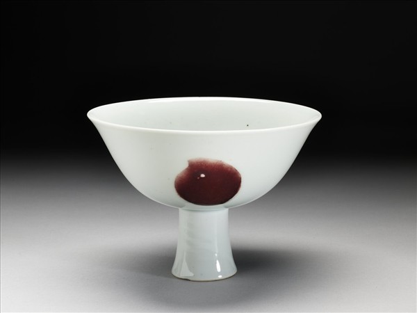 釉裡紅三果紋高足碗