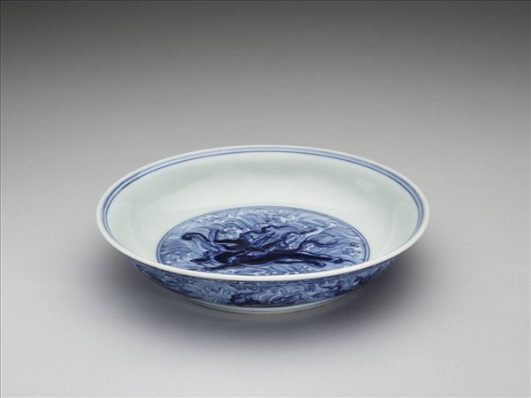 青花波濤海獸紋盤