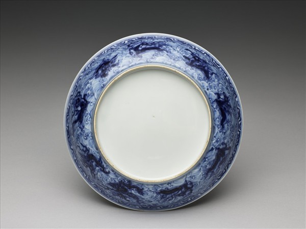 青花波濤海獸紋盤
