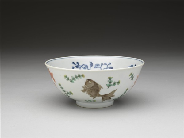 青花五彩三羊魚藻紋碗