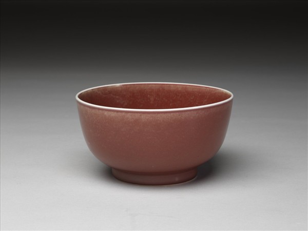 霽紅釉碗