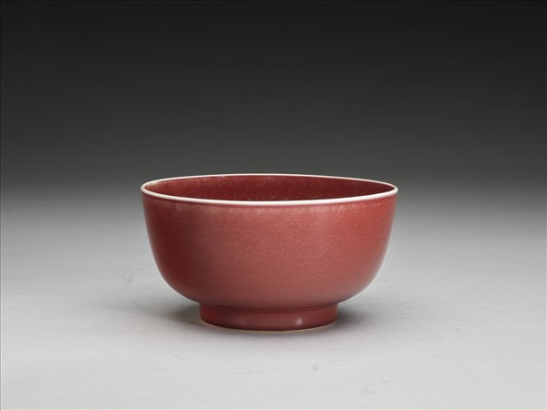 霽紅釉碗
