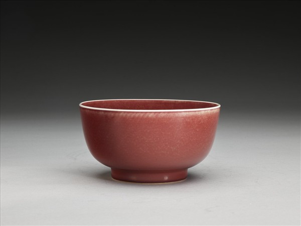 霽紅釉碗