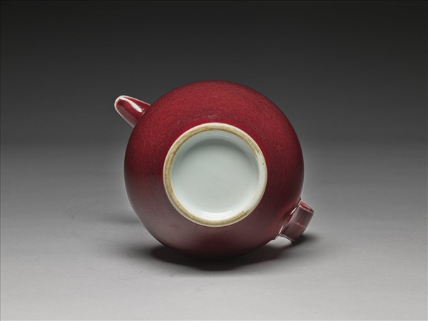 霽紅釉僧帽壺