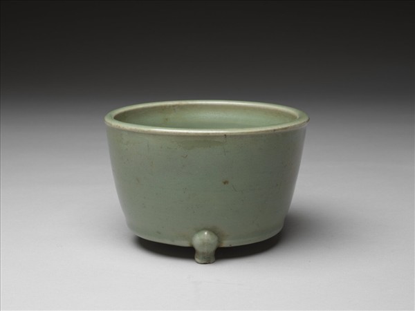 龍泉窯 翠青奩式爐