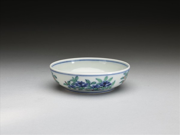 鬥彩花果葡萄小碟