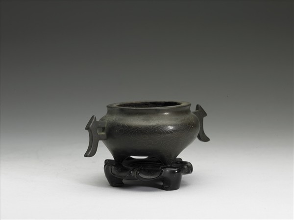 嵌銀絲雲紋香爐