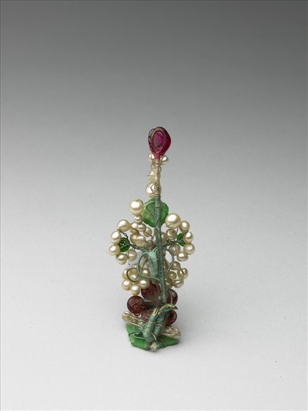 翠玉嵌珠寶鈿花