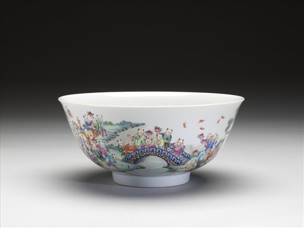 粉彩百子圖碗