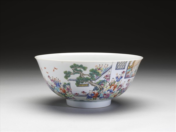 粉彩百子圖碗