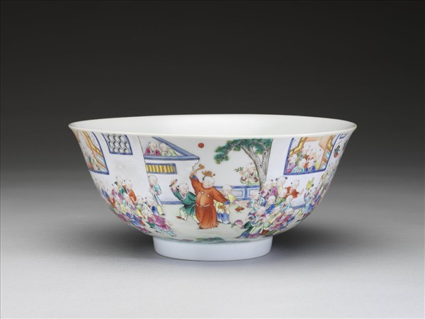 粉彩百子圖碗