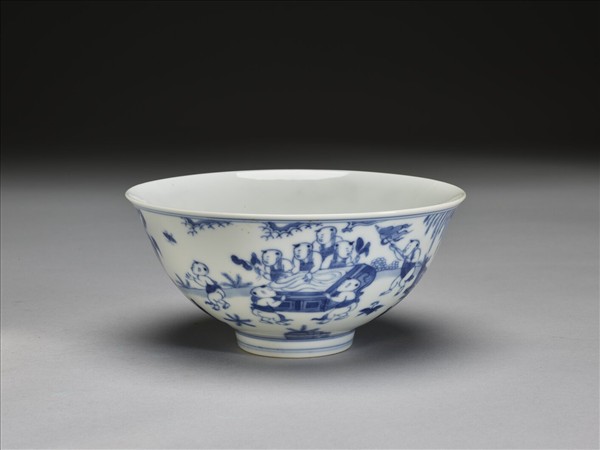 青花嬰戲圖碗