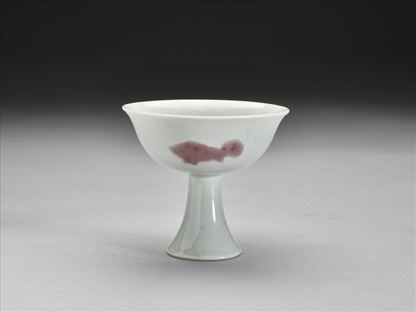 釉裡紅三魚紋高足杯