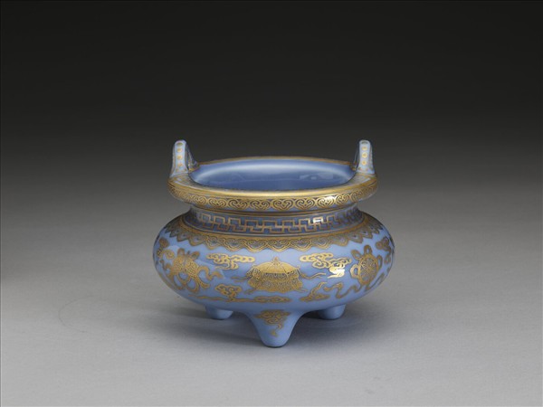 藍地描金爐