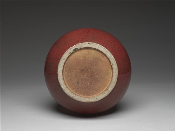 霽紅釉瓶