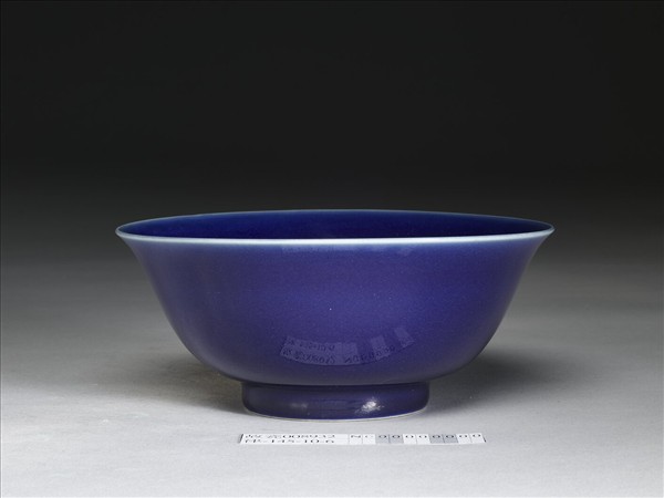 霽青釉碗