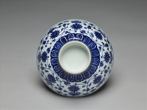 青花八寶紋蓋碗