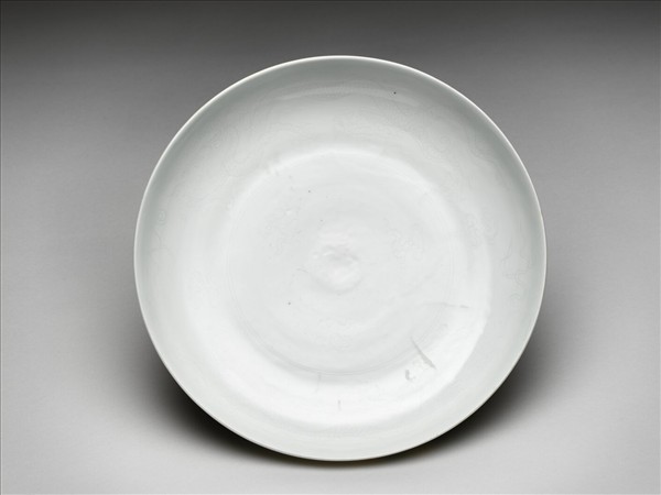 嬌黃釉綠彩雙龍紋盤